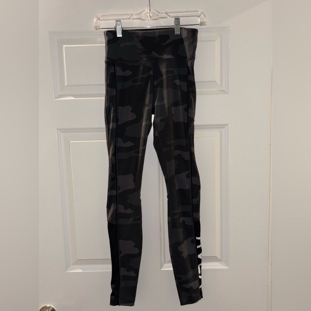 RVCA Black and Gray Camouflage Leggings